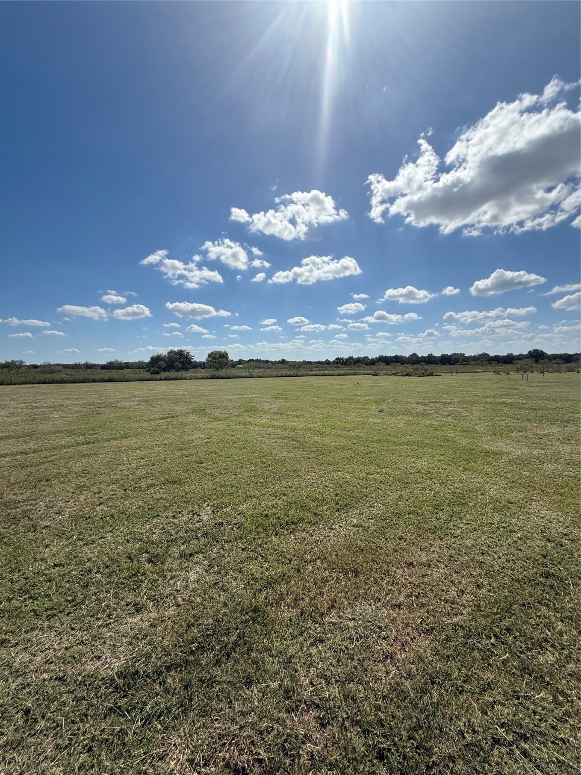 6032 NW County Road 1300 Barry TX 75102