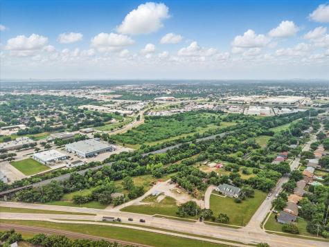 1205 N Mill Street Lewisville TX 75057