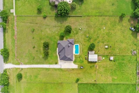 1425 Avondale Haslet Road Fort Worth TX 76052