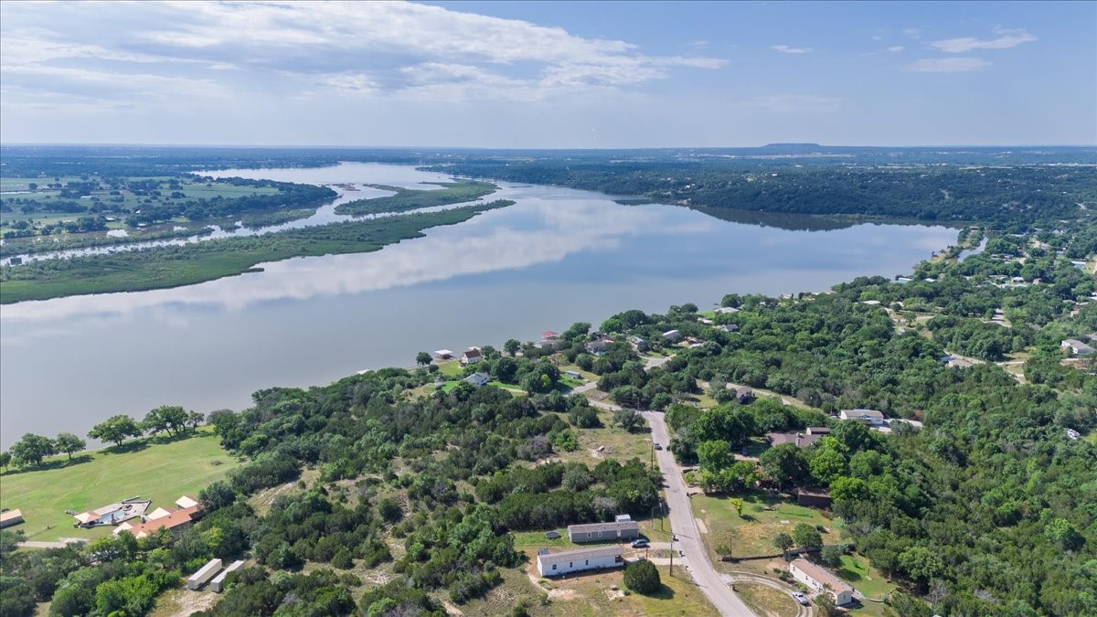 3008 Hilltop Court Granbury TX 76048