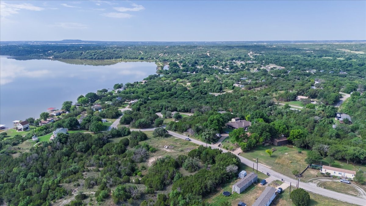 3008 Hilltop Court Granbury TX 76048