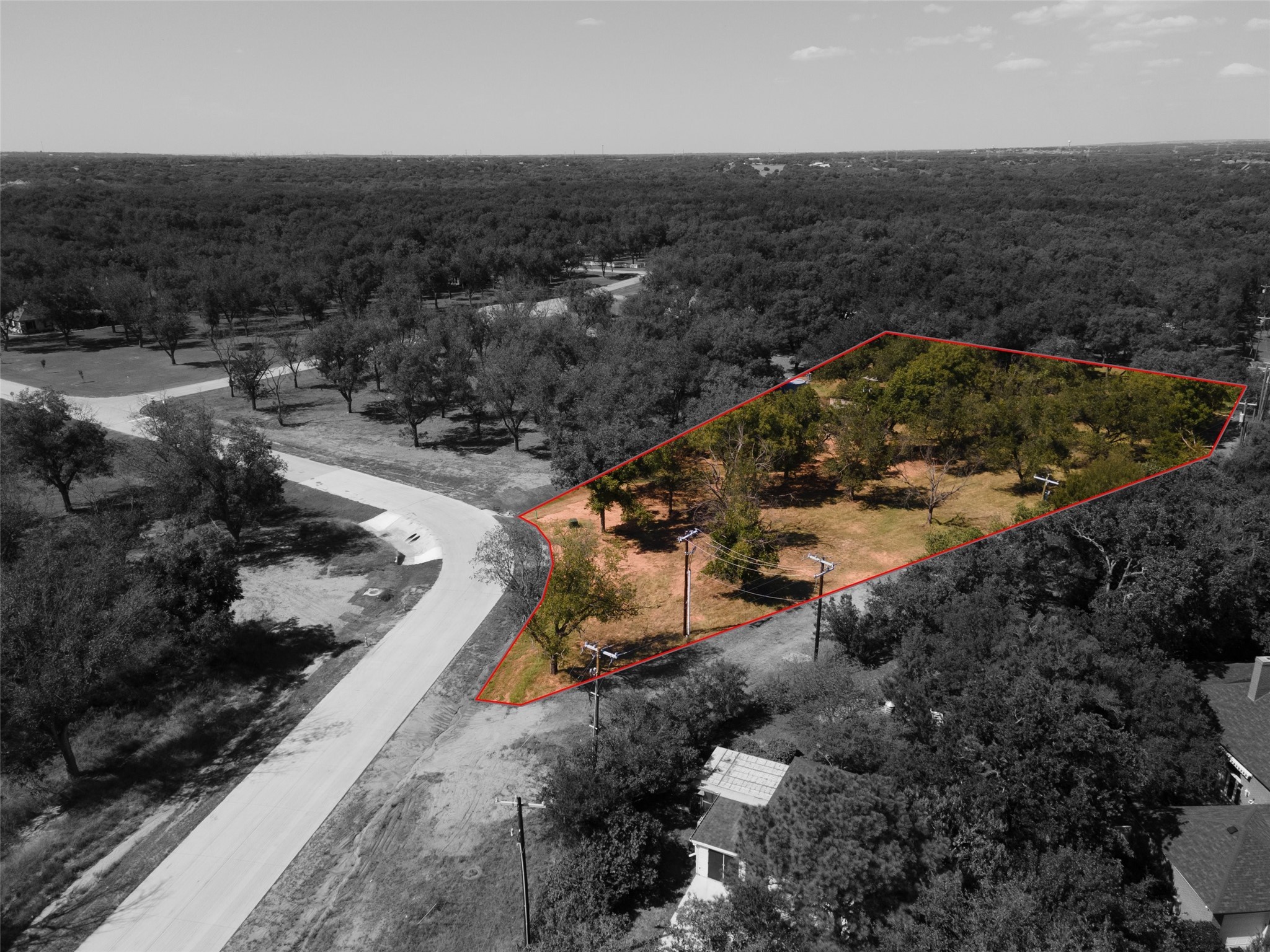 906 E Landings Drive Granbury TX 76049