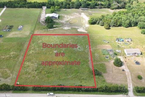 1676 County Road 4668 Trenton TX 75490