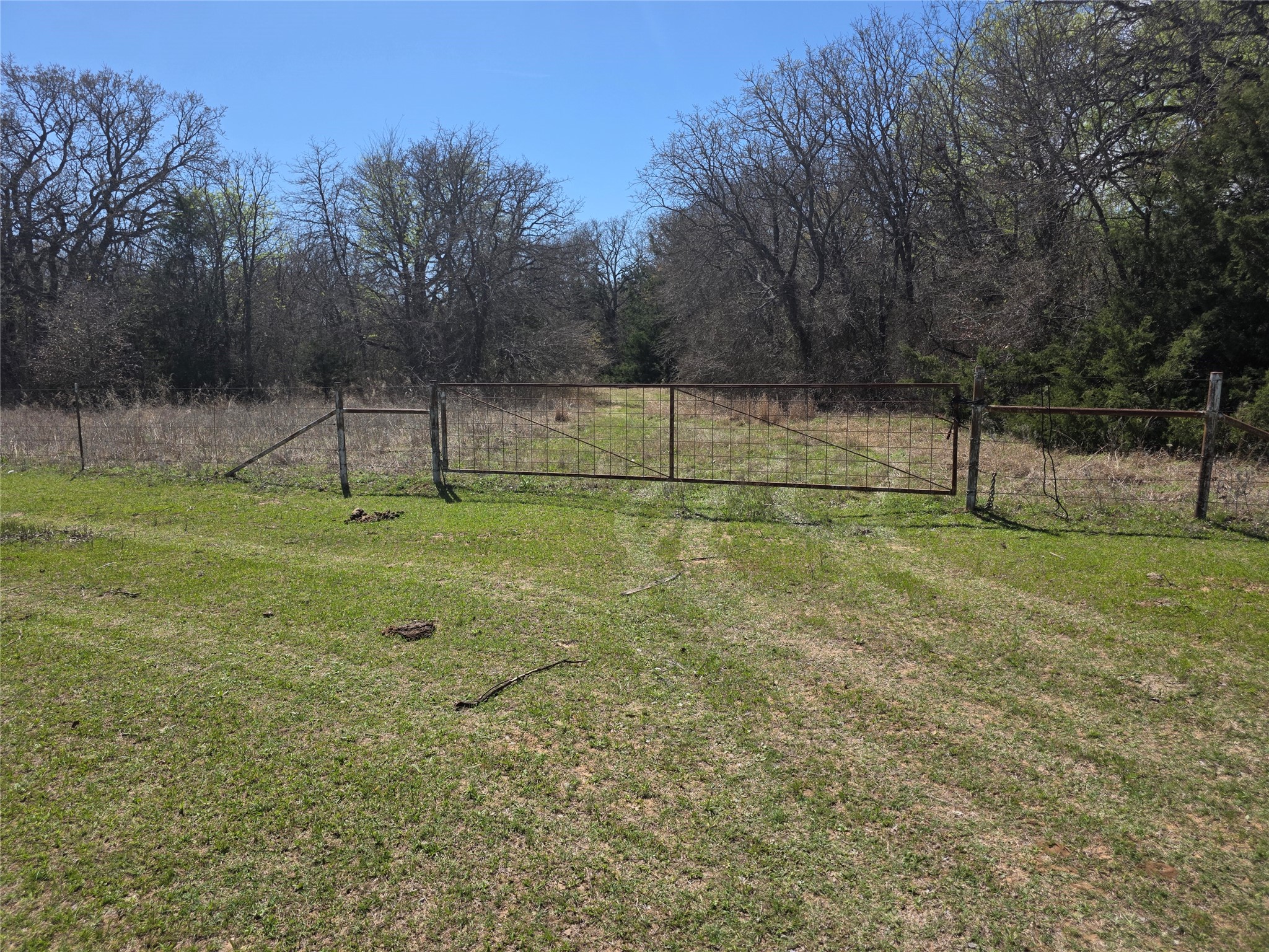 9319 U S Highway 287 Alvord TX 76225