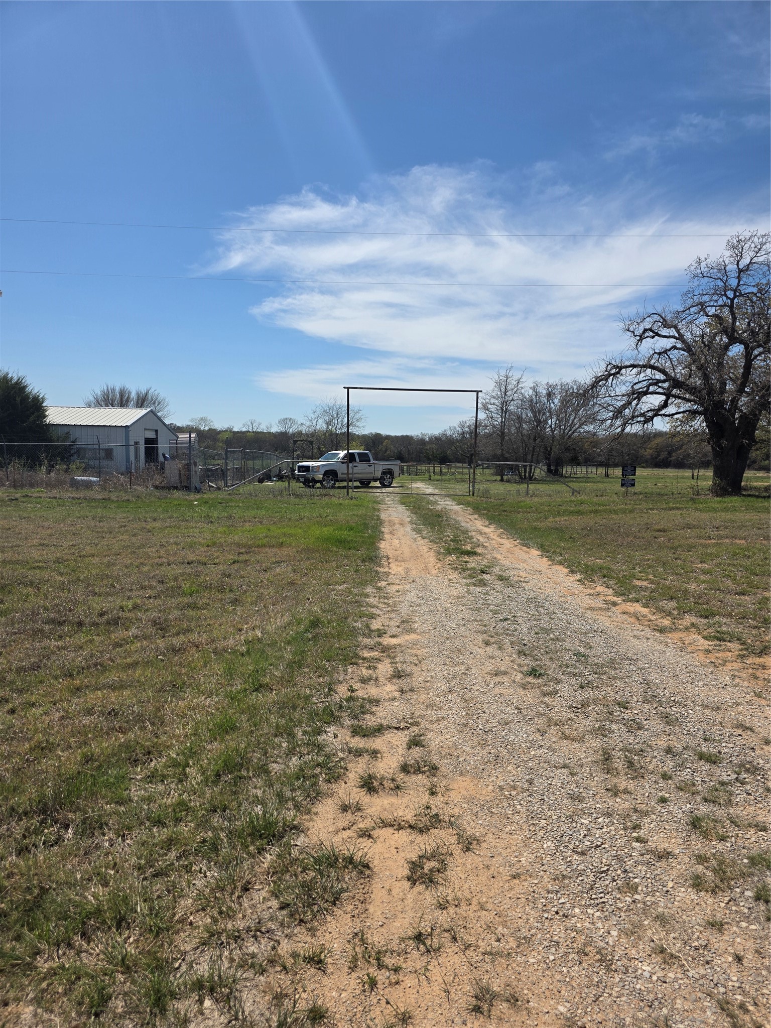 9319 U S Highway 287 Alvord TX 76225