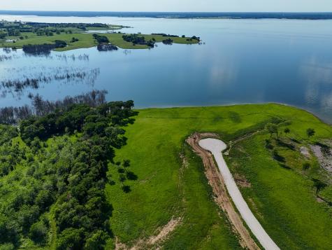437 Harborside Terrace Windom TX 75492
