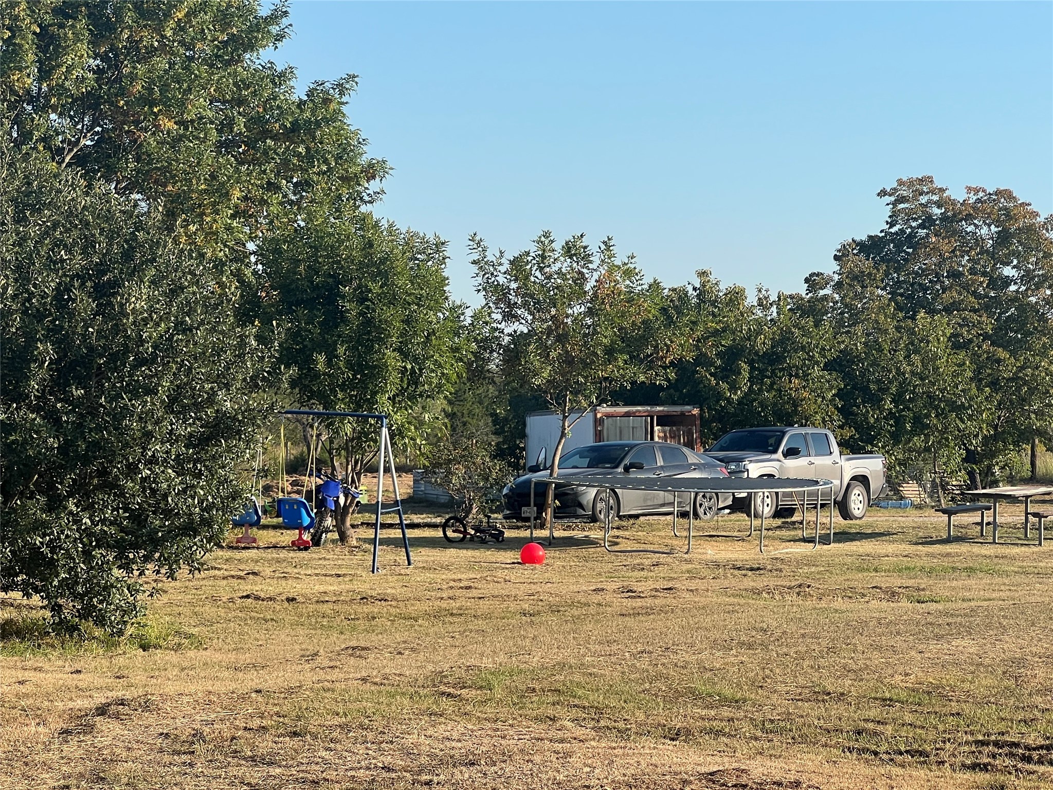 13762 SW Fm 639 Barry TX 75102