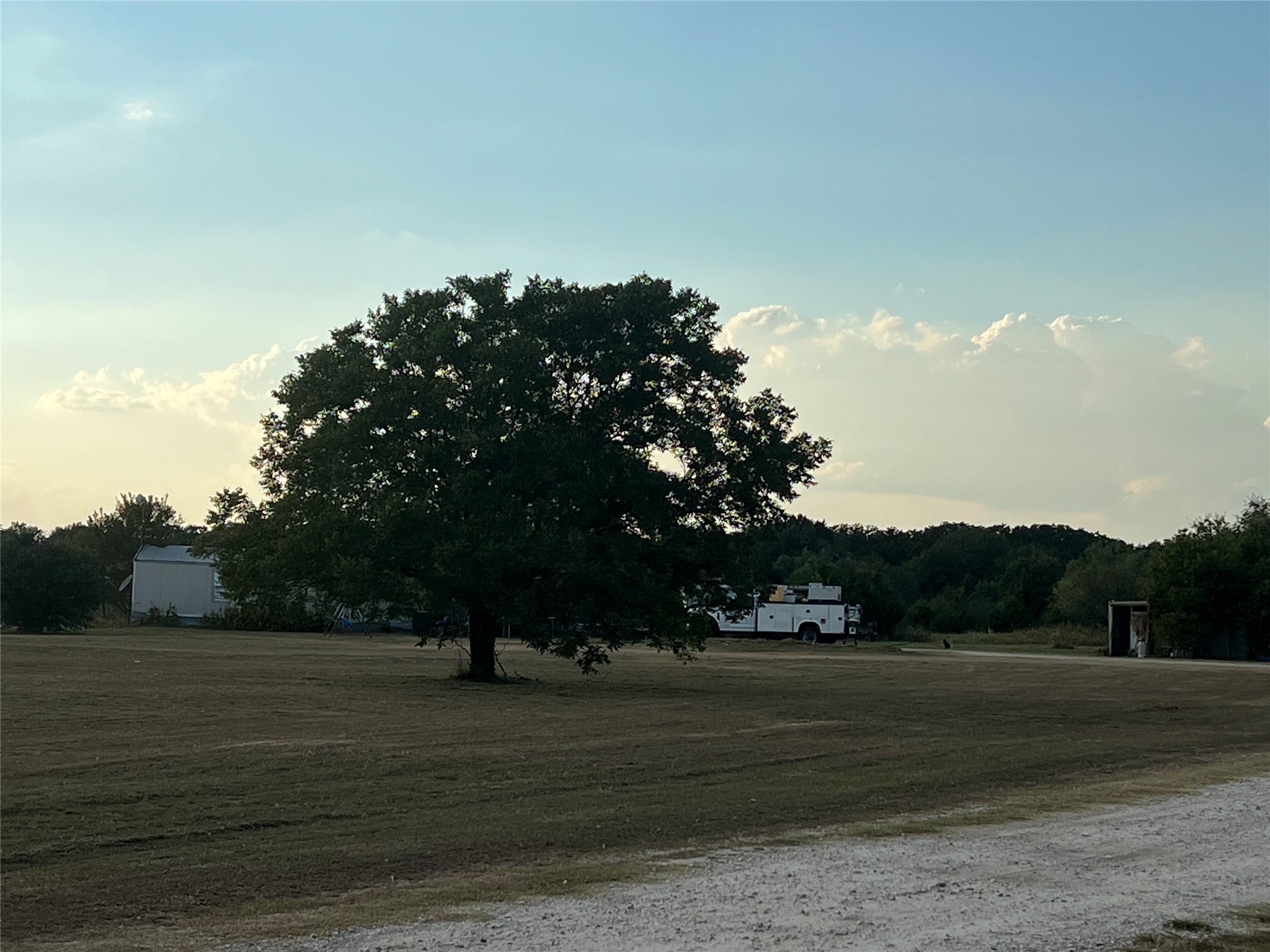 13762 SW Fm 639 Barry TX 75102