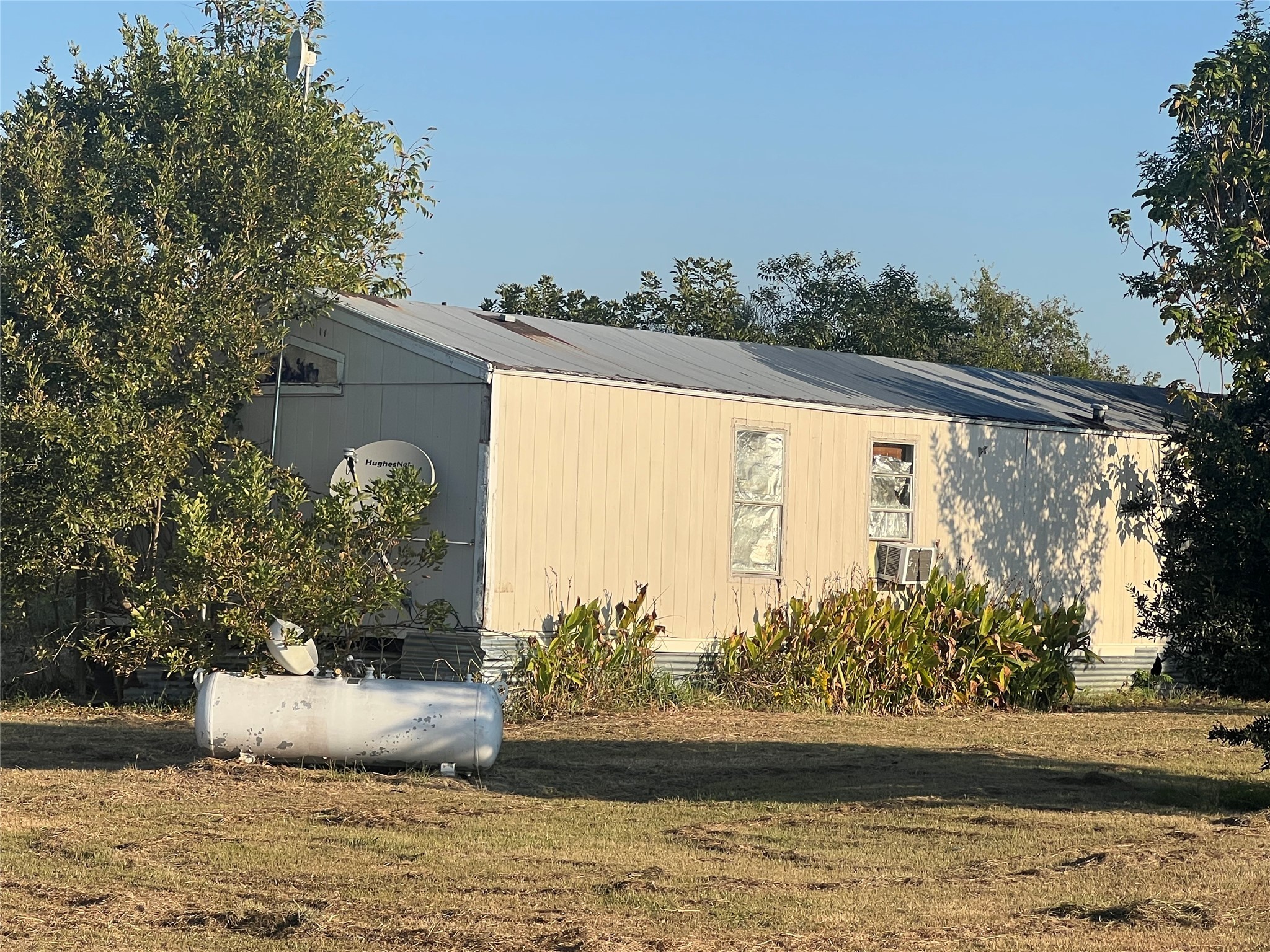 13762 SW Fm 639 Barry TX 75102