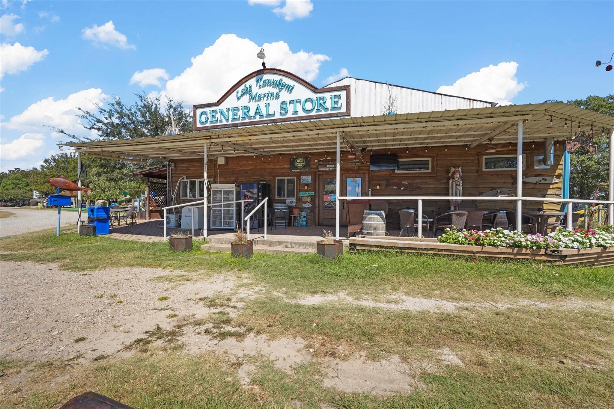 813 Crestway Drive West Tawakoni TX 75474