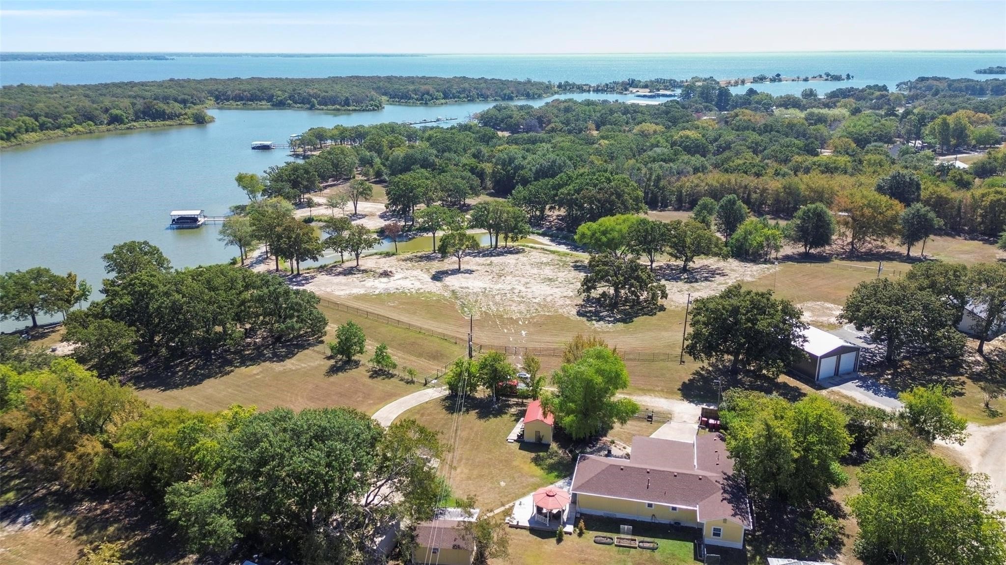 813 Crestway Drive West Tawakoni TX 75474