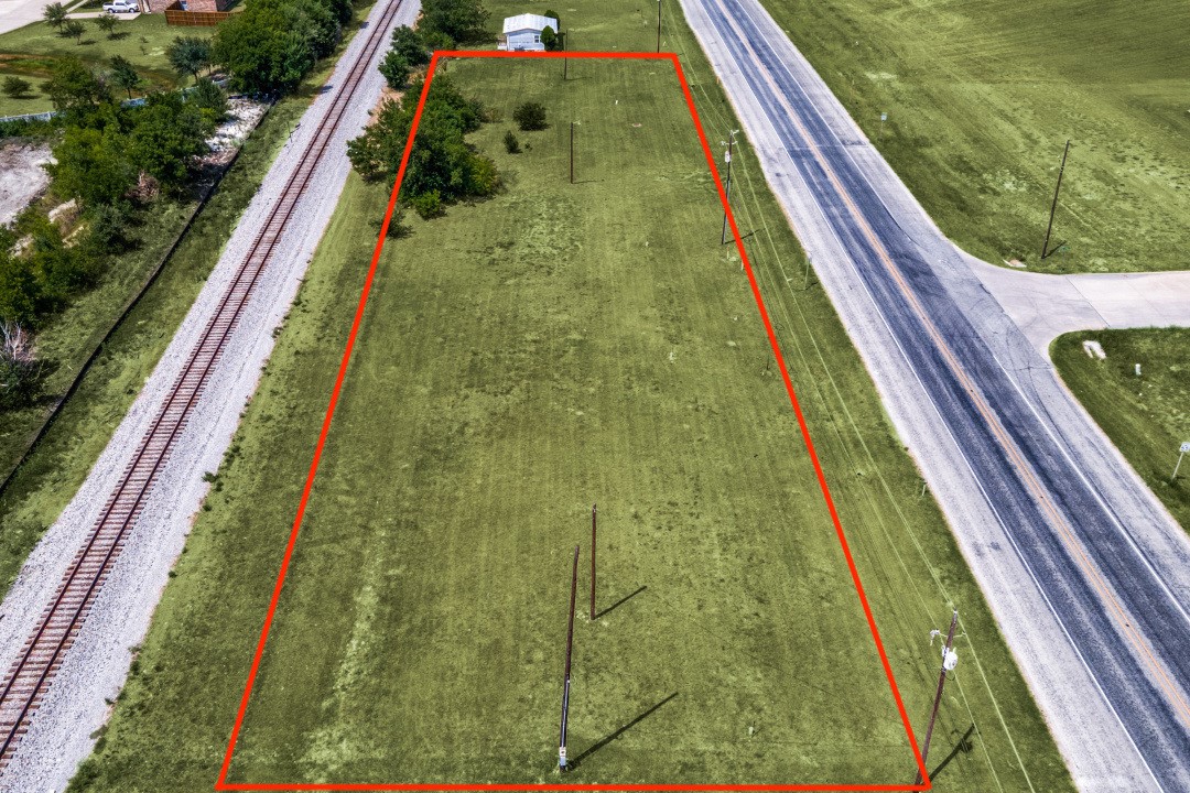 325 State Highway 342 Red Oak TX 75154