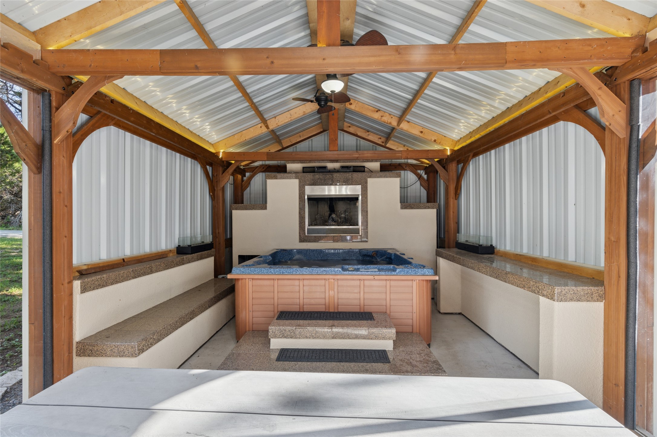 2805 Rockwood Drive Granbury TX 76048