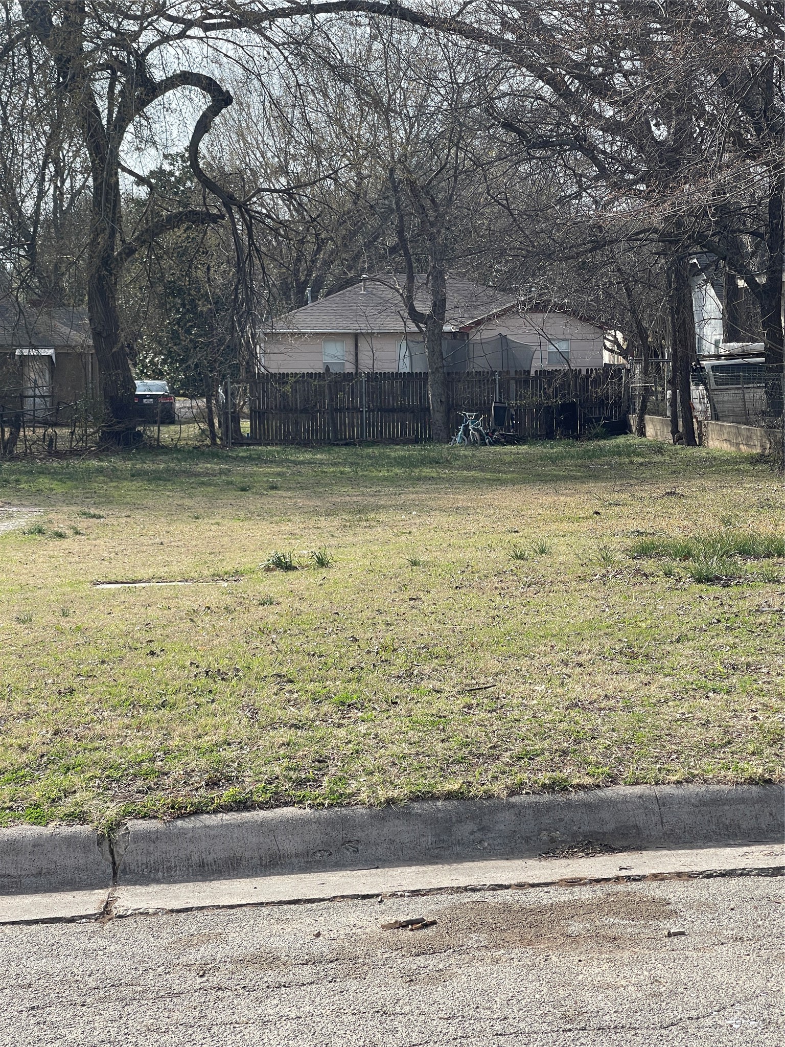 605 S Rusk Street Gainesville TX 76240