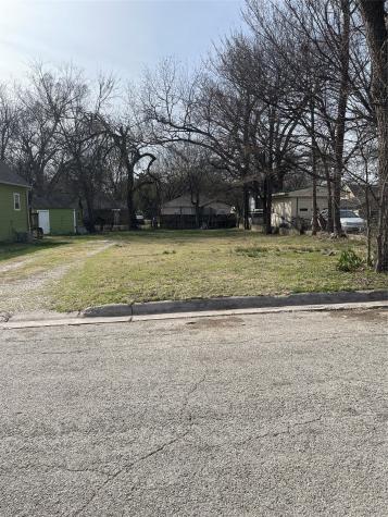 605 S Rusk Street Gainesville TX 76240