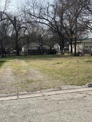 605 S Rusk Street Gainesville TX 76240