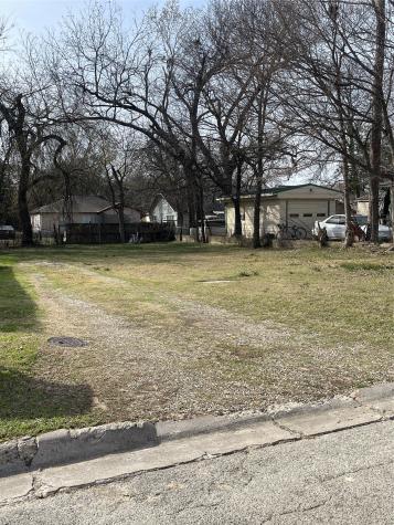 605 S Rusk Street Gainesville TX 76240