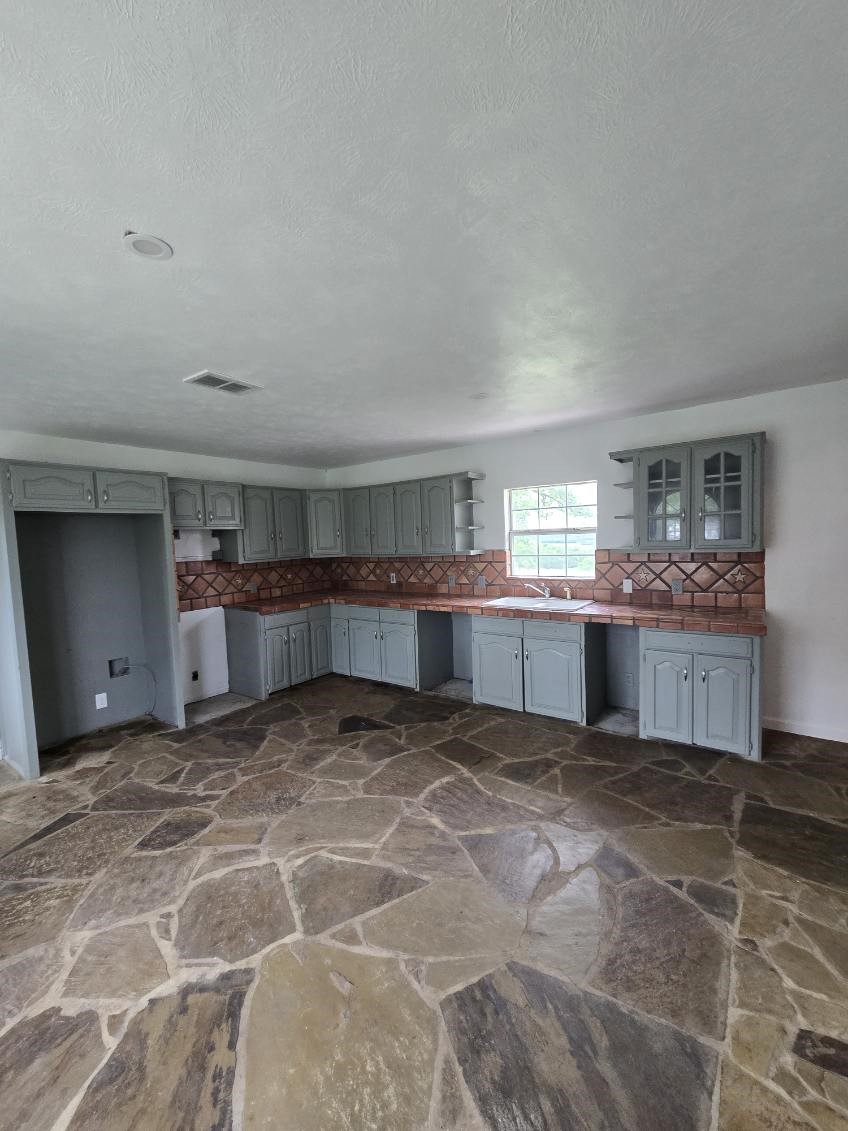 190 Private Road 408 Buffalo TX 75831