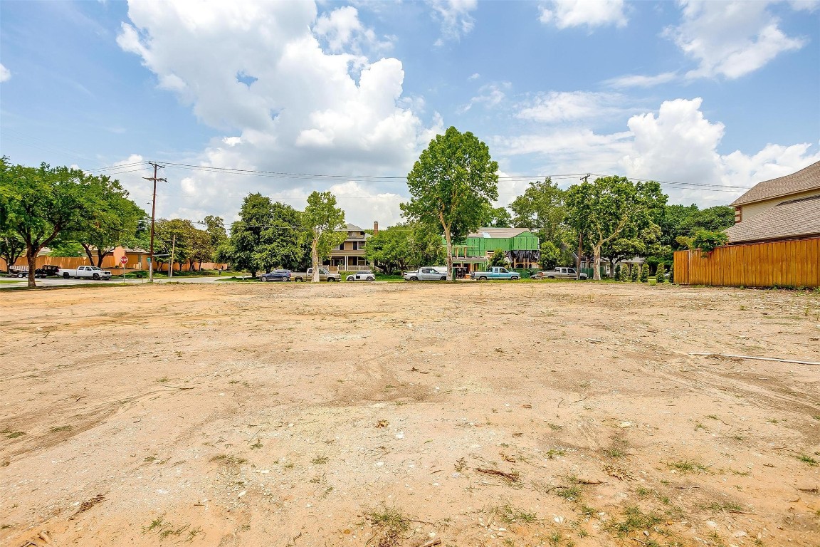 4933 Bryce Avenue Fort Worth TX 76107