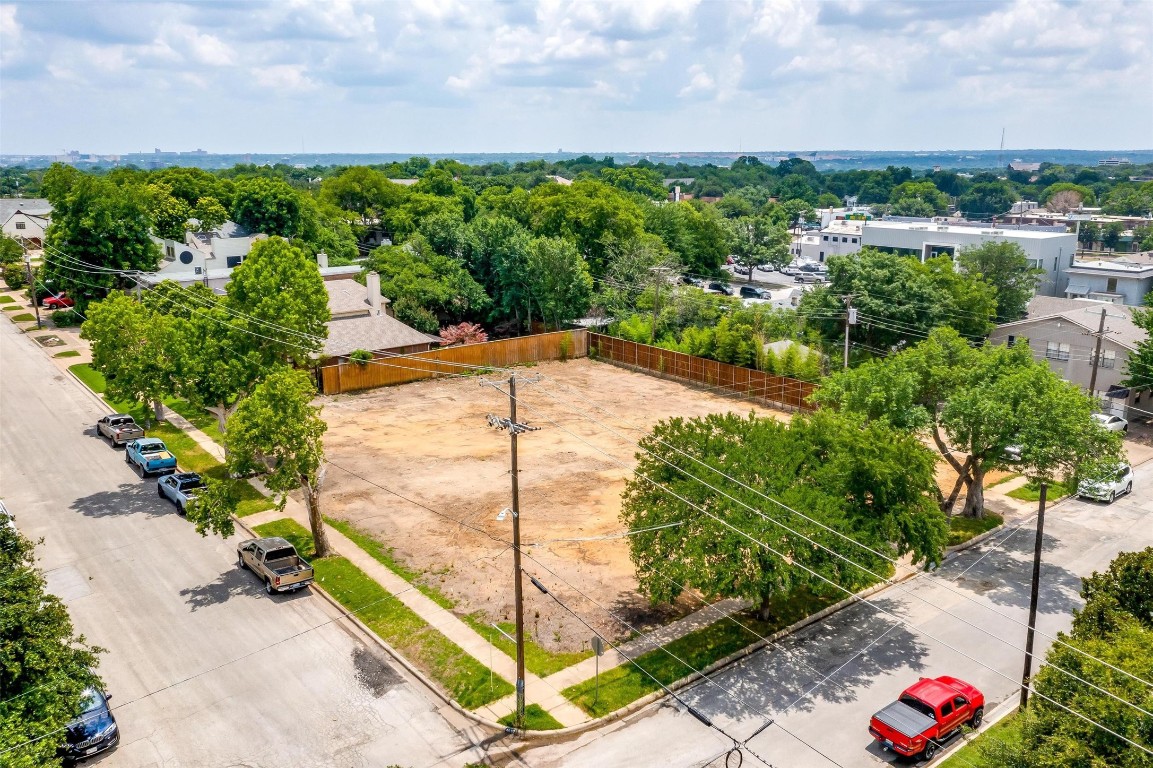 4933 Bryce Avenue Fort Worth TX 76107
