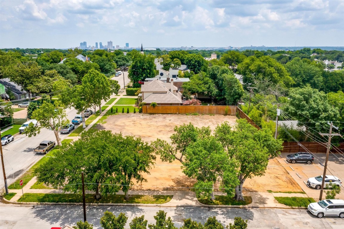 4933 Bryce Avenue Fort Worth TX 76107