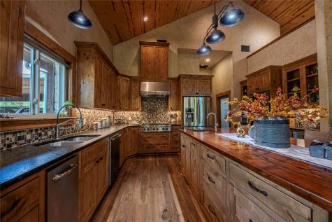 395 County Road 2530 Meridian TX 76665