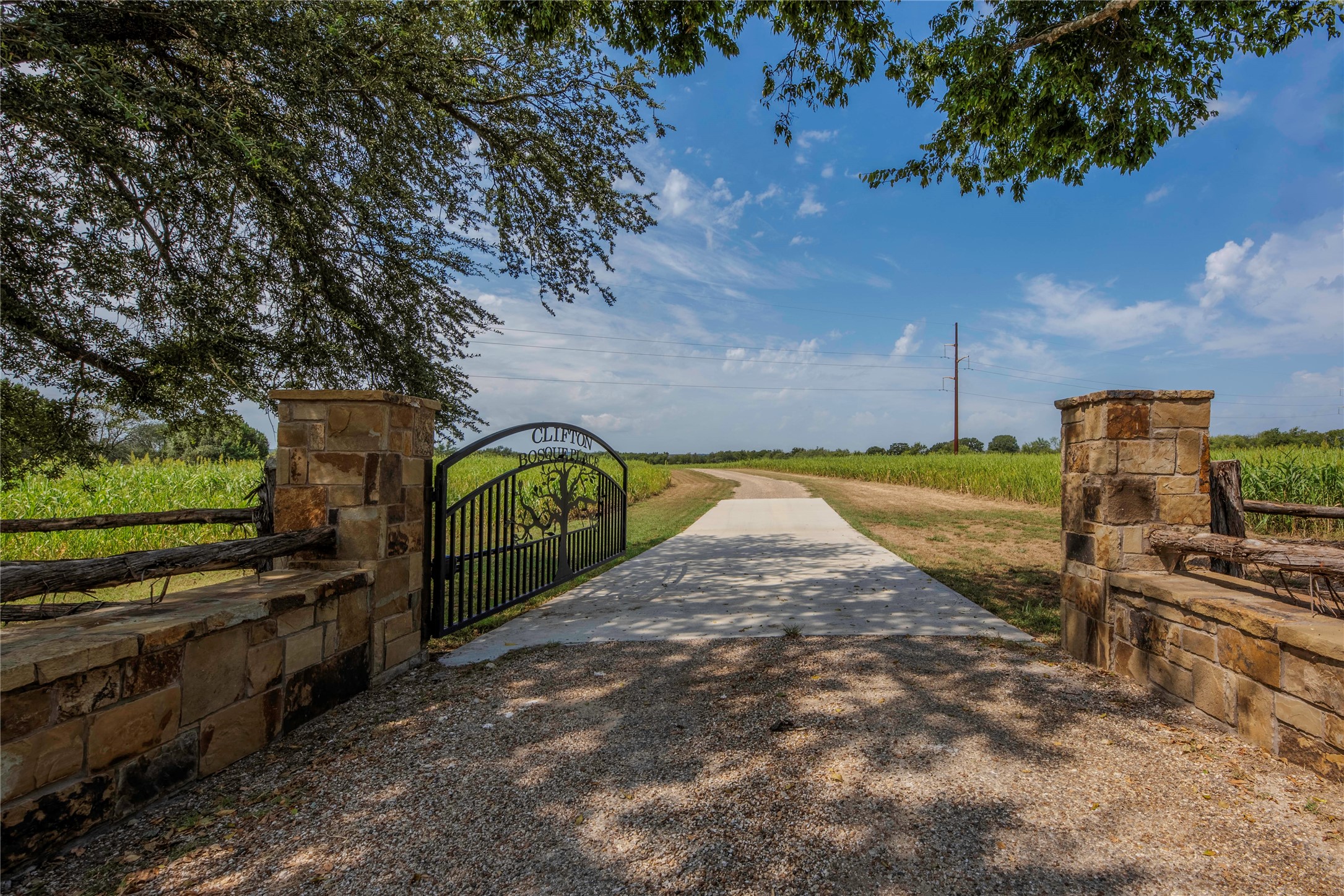 395 County Road 2530 Meridian TX 76665