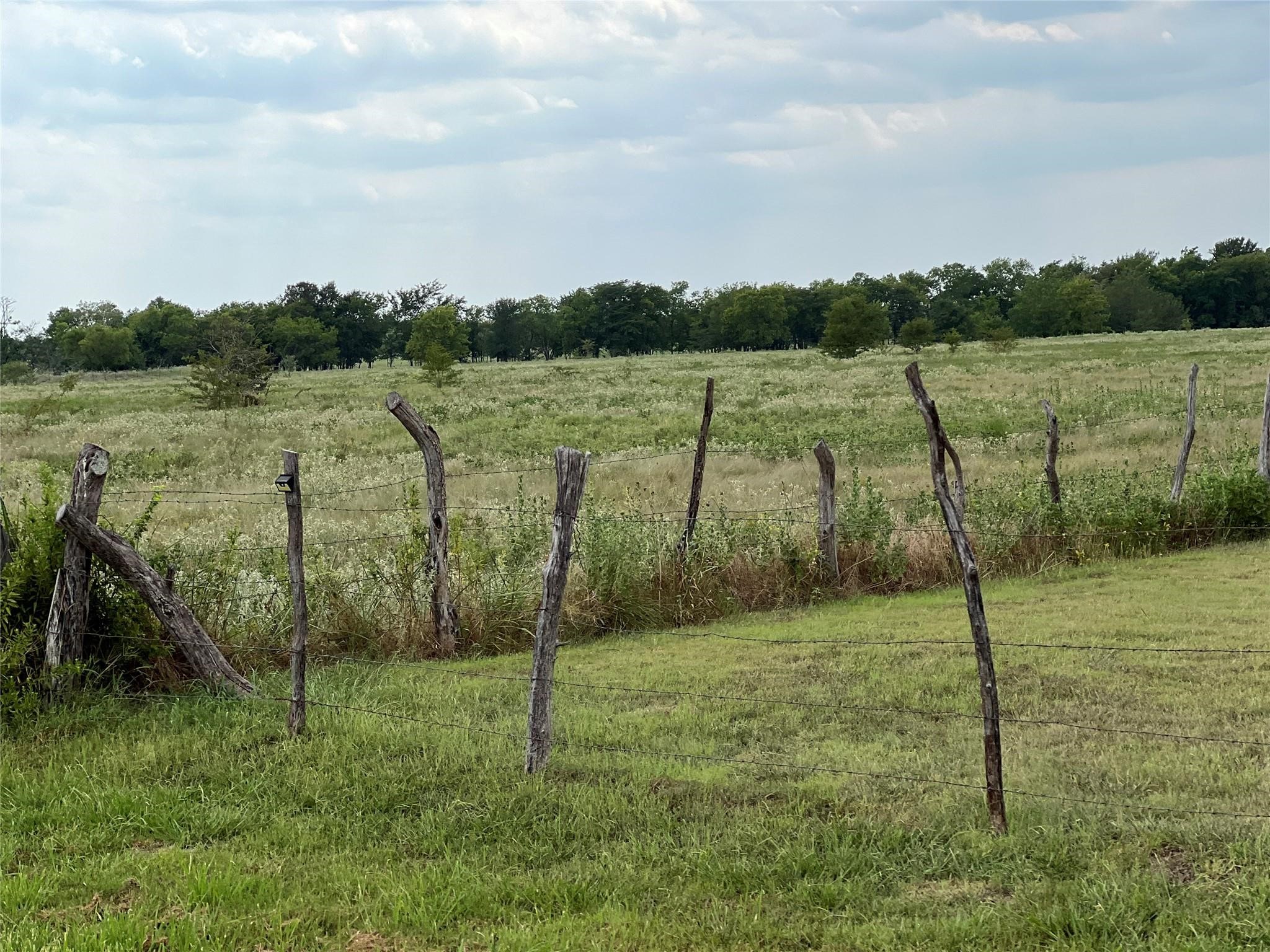 53+ Fm-513 Campbell TX 75422