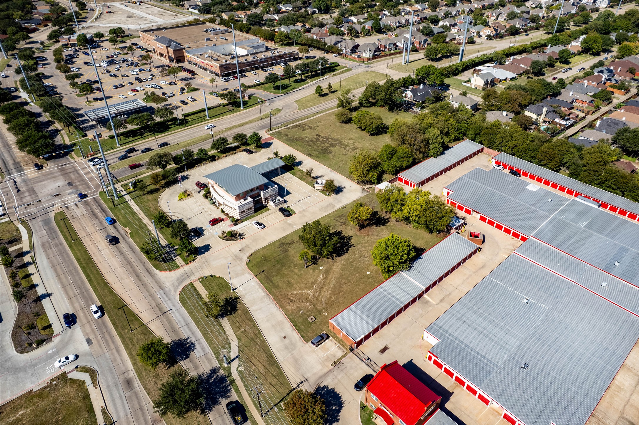 2401 Arapaho Road Garland TX 75044