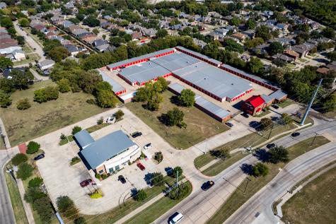 2401 Arapaho Road Garland TX 75044