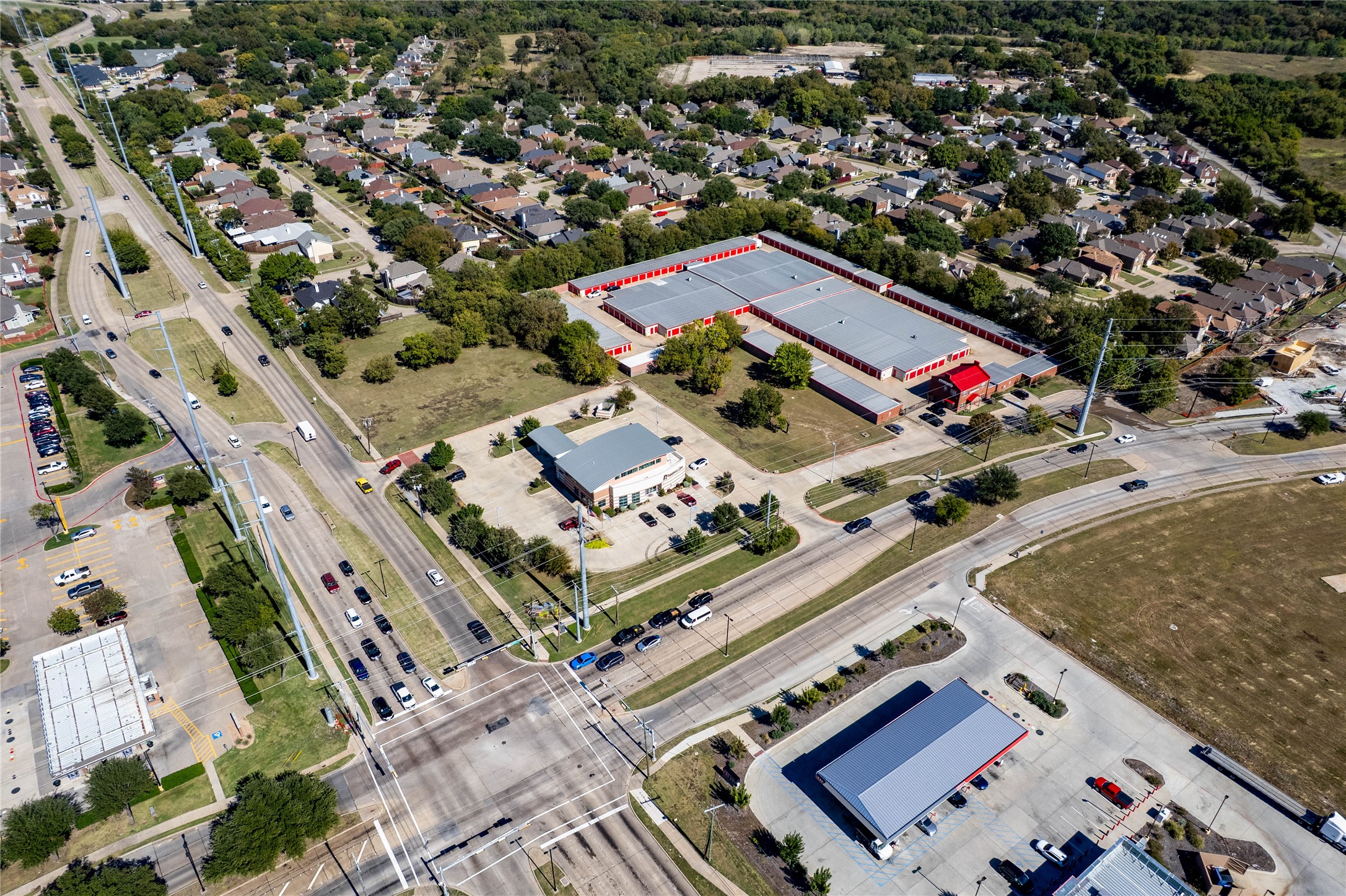 2401 Arapaho Road Garland TX 75044