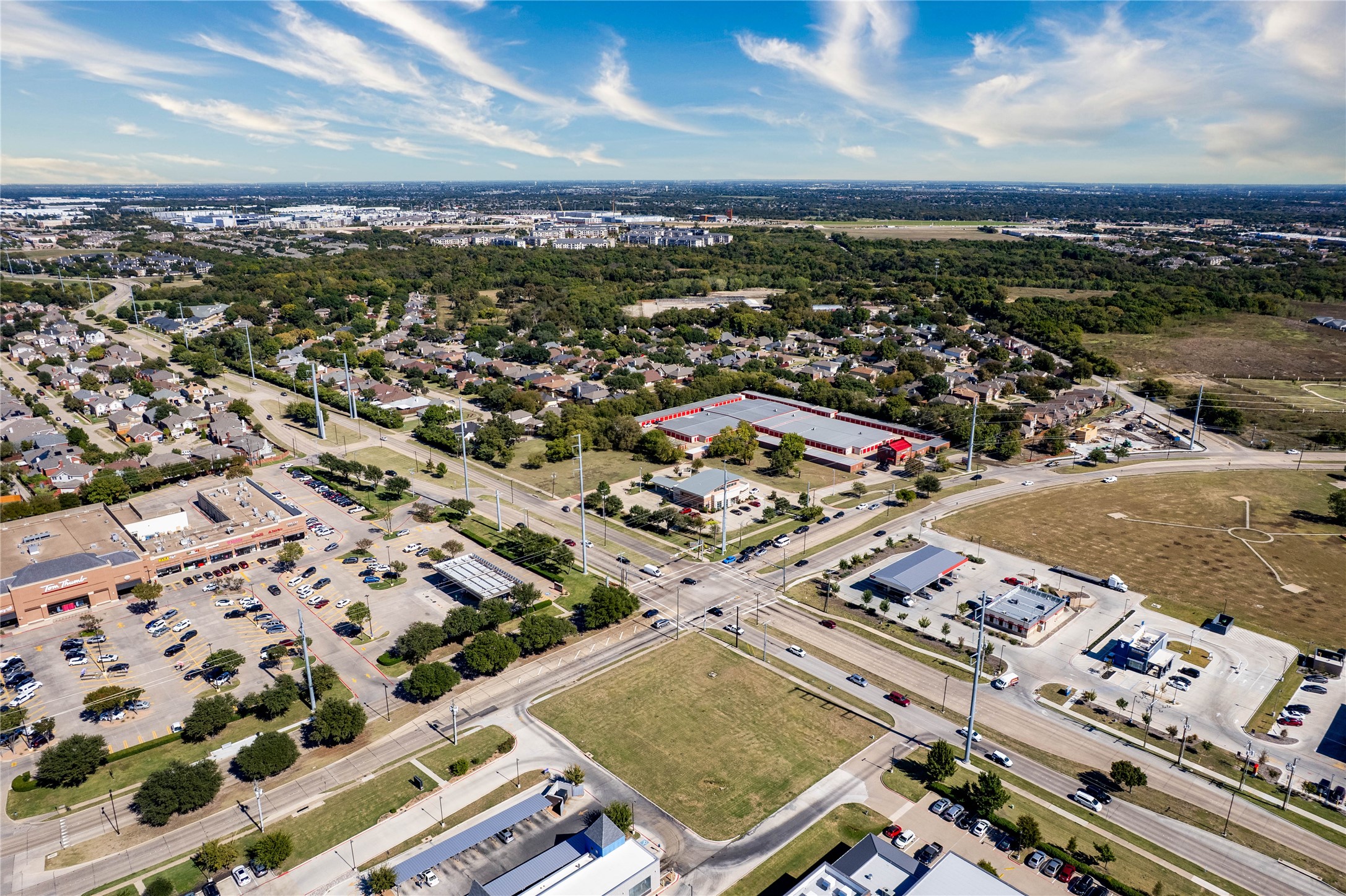 2401 Arapaho Road Garland TX 75044