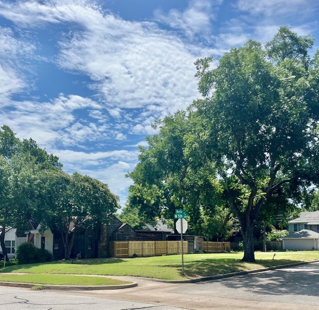 3829 W 5th Street Fort Worth TX 76107