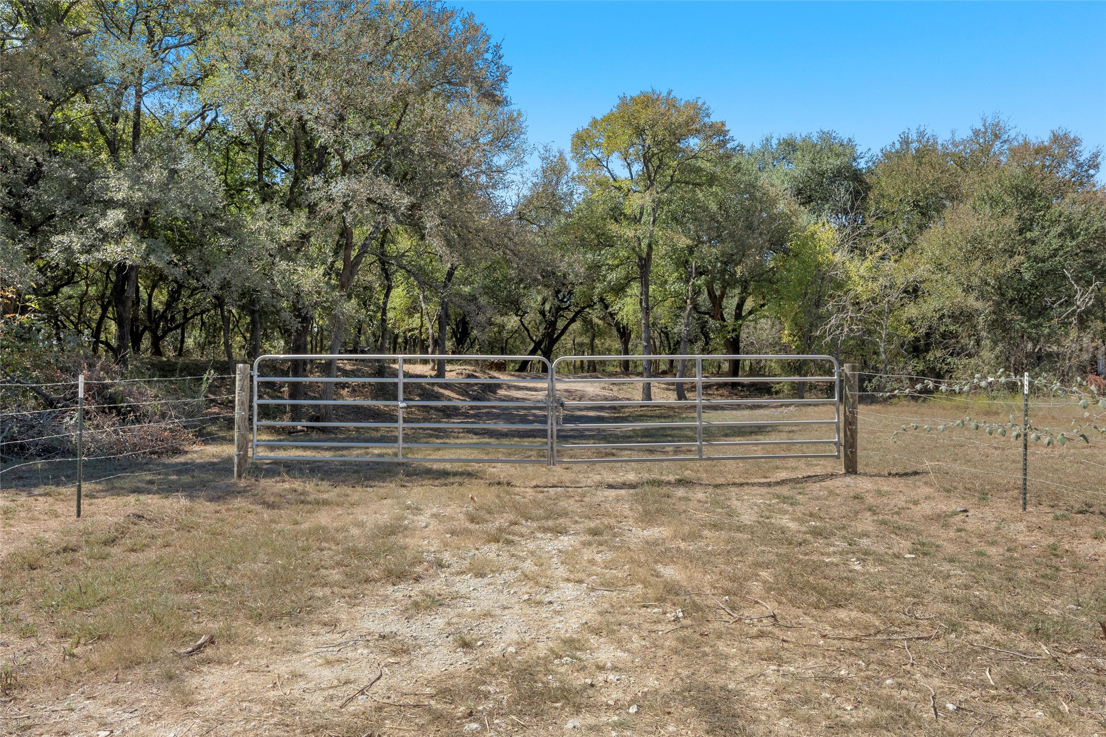 6.754 County Road 473 Lott TX 76656