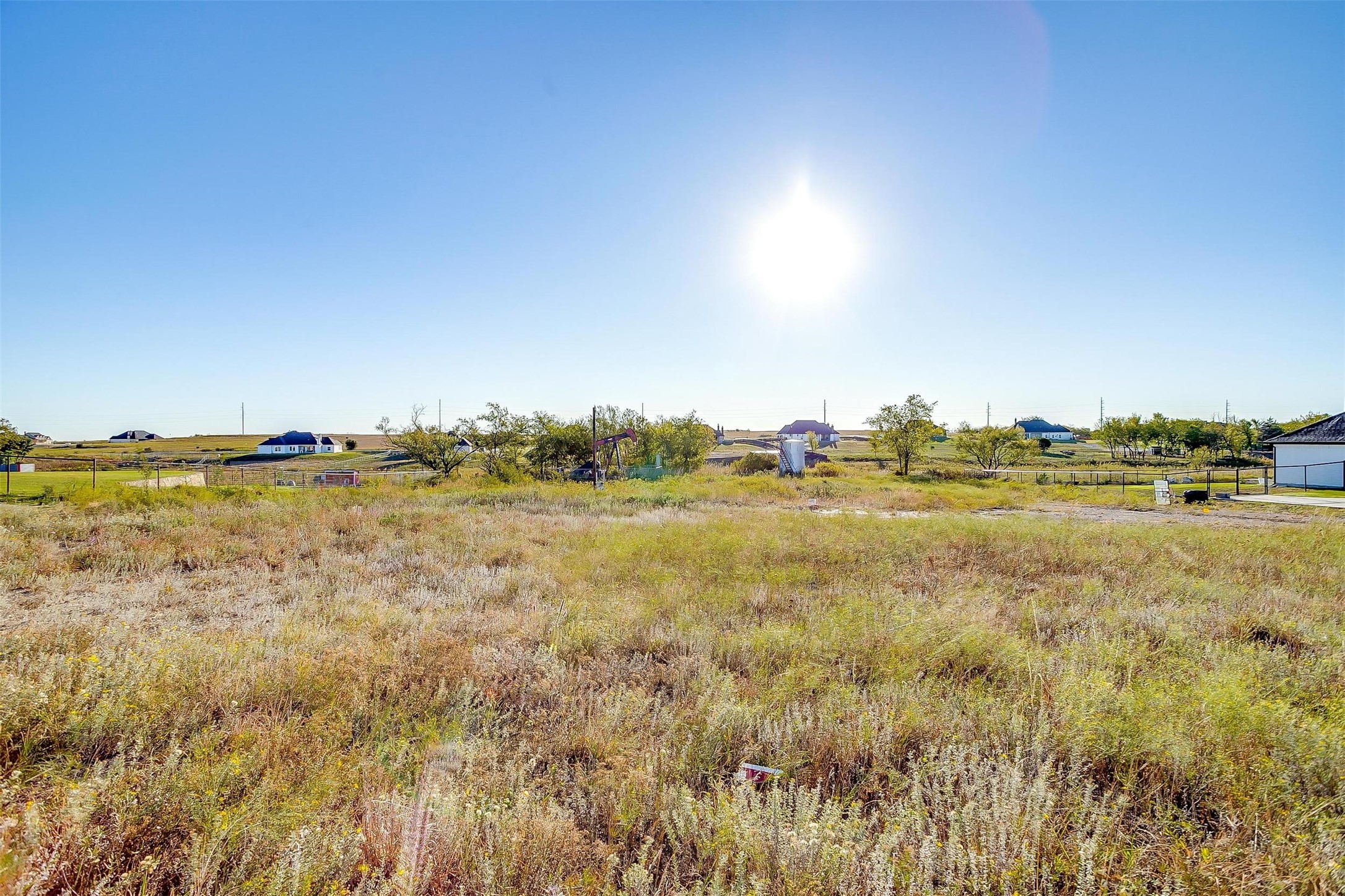 2040 Pinnell Weatherford TX 76088
