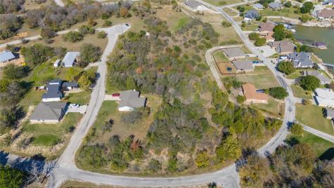 15 Bayside Drive Runaway Bay TX 76426