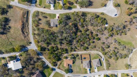 15 Bayside Drive Runaway Bay TX 76426