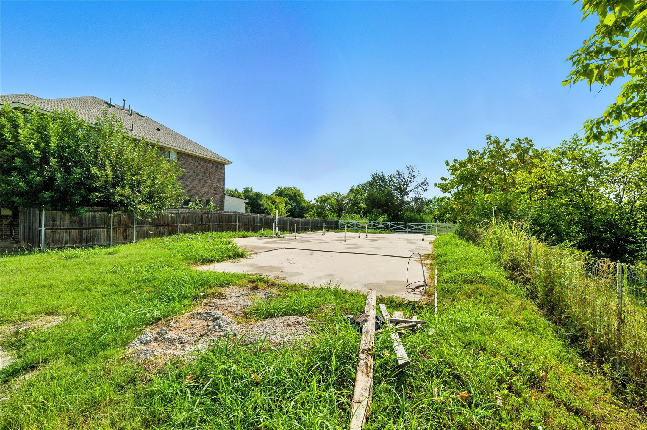 630 N Irving Heights Drive Irving TX 75061