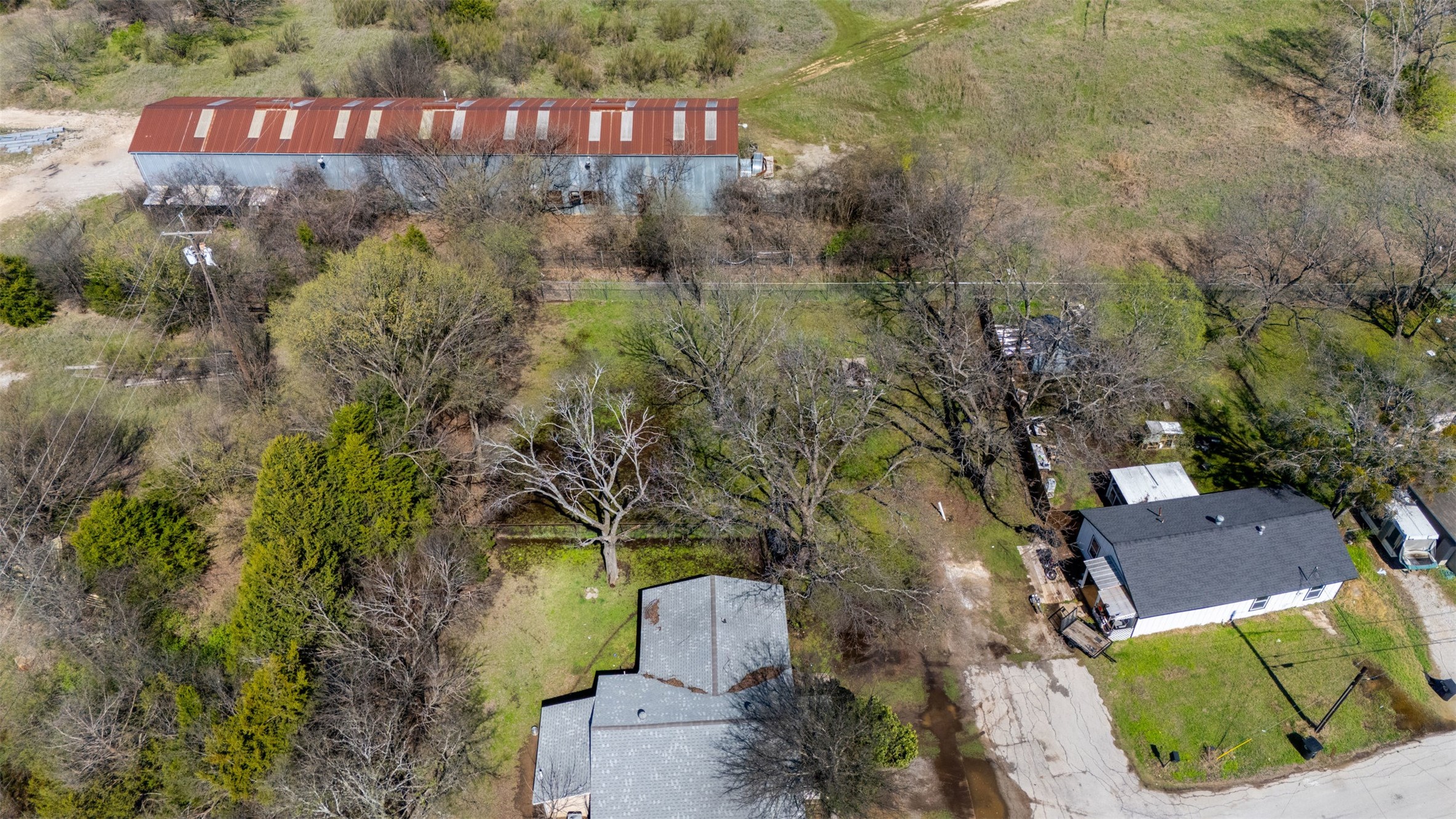 1609 N Brazos Avenue Cleburne TX 76031