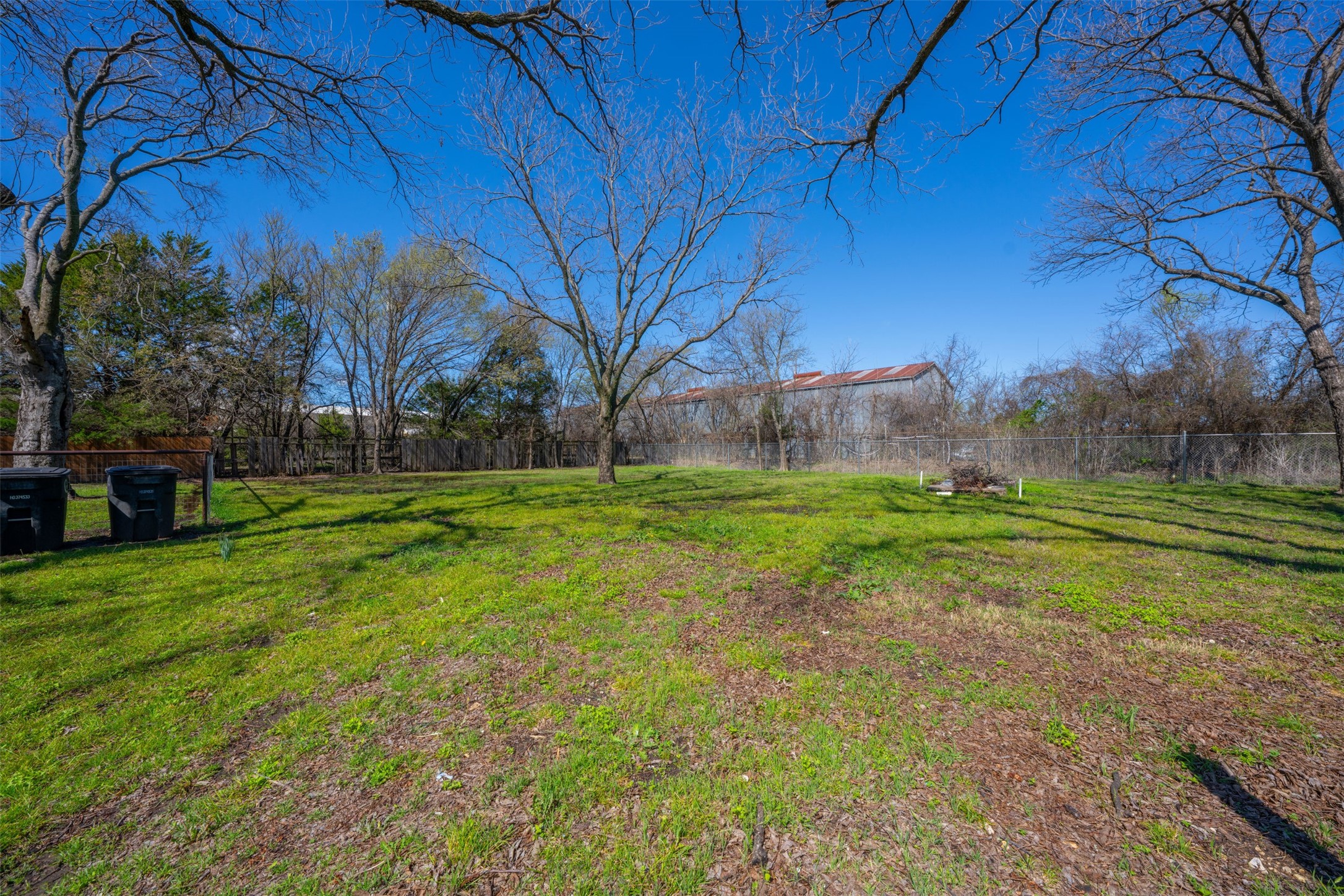 1609 N Brazos Avenue Cleburne TX 76031