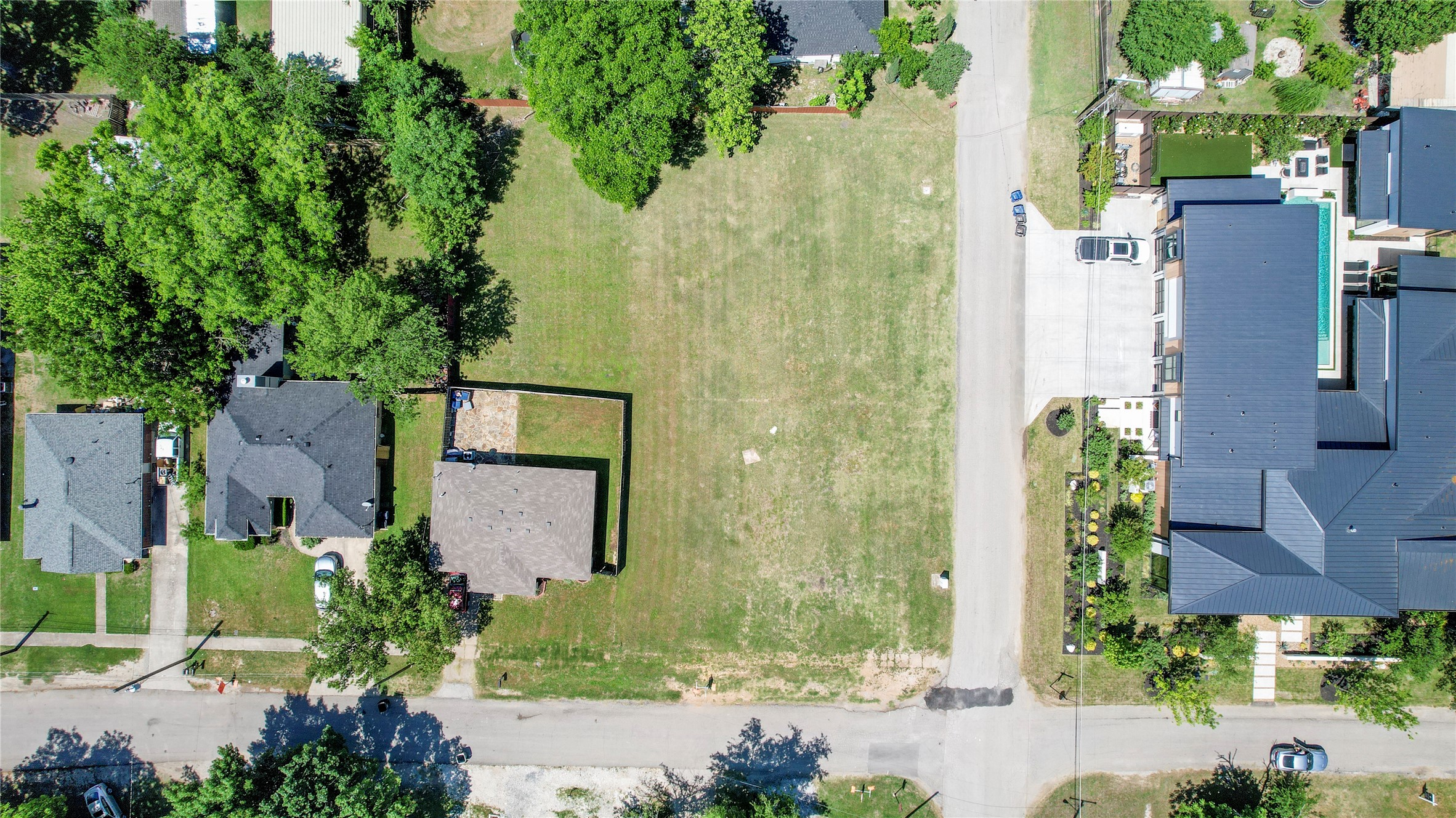 312 E Beech Street Celina TX 75009