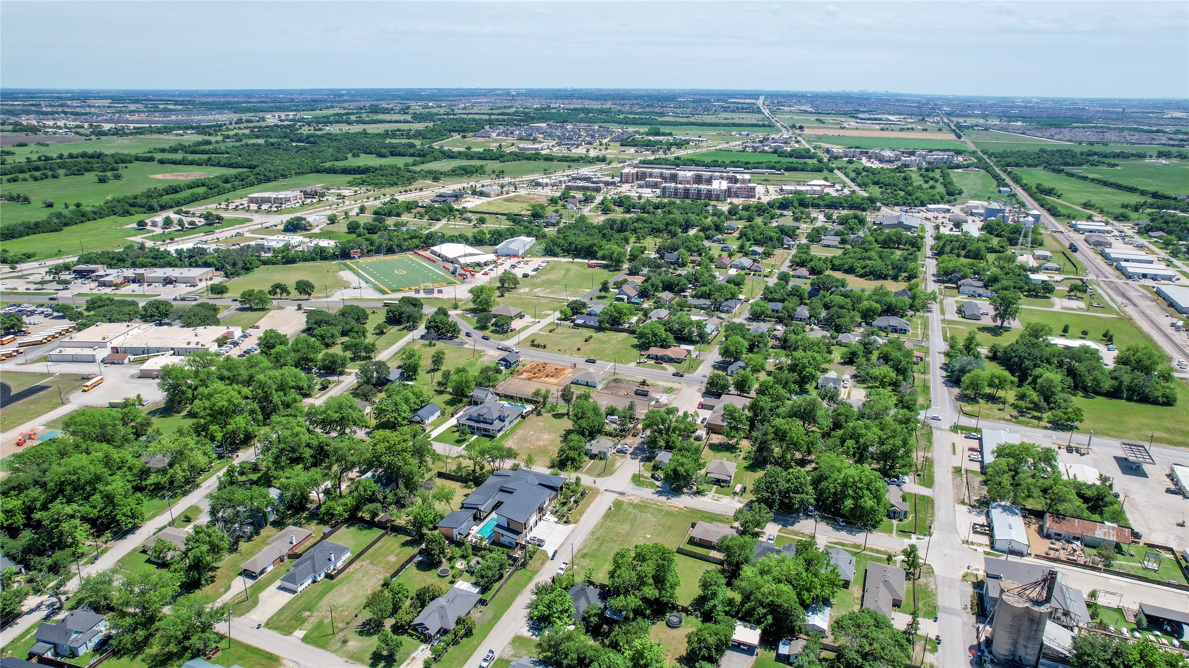 312 E Beech Street Celina TX 75009