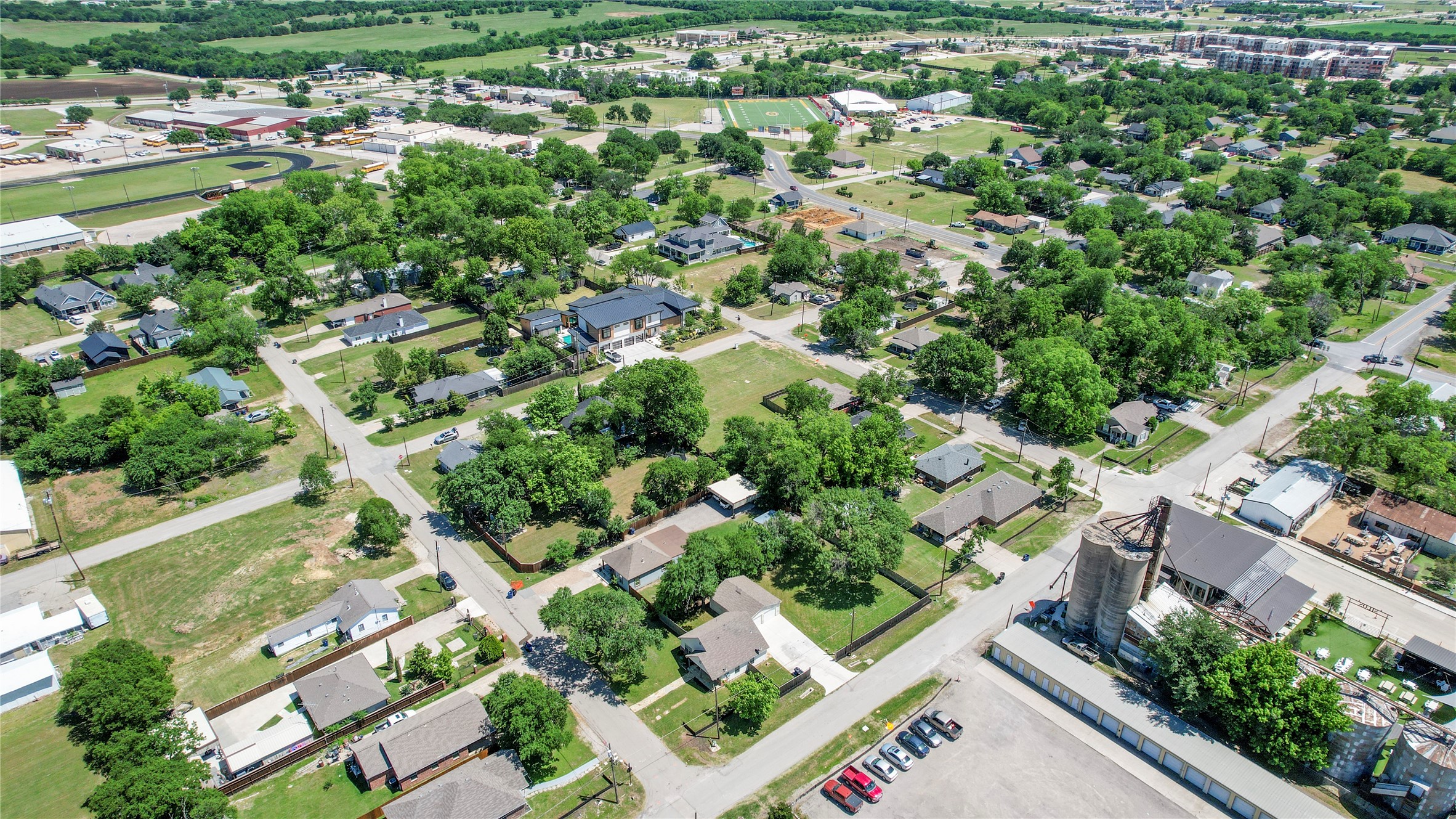 312 E Beech Street Celina TX 75009