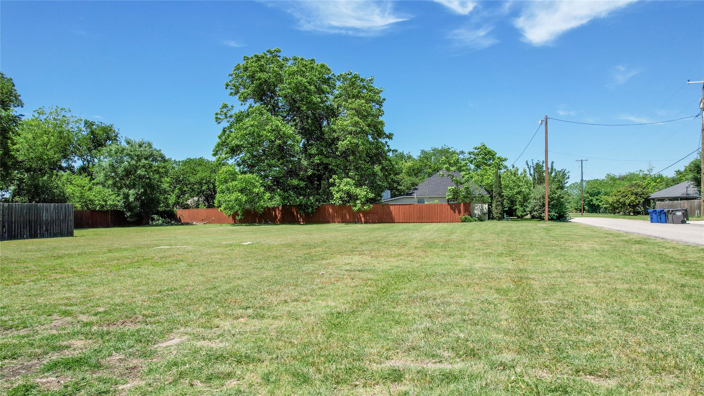 312 E Beech Street Celina TX 75009