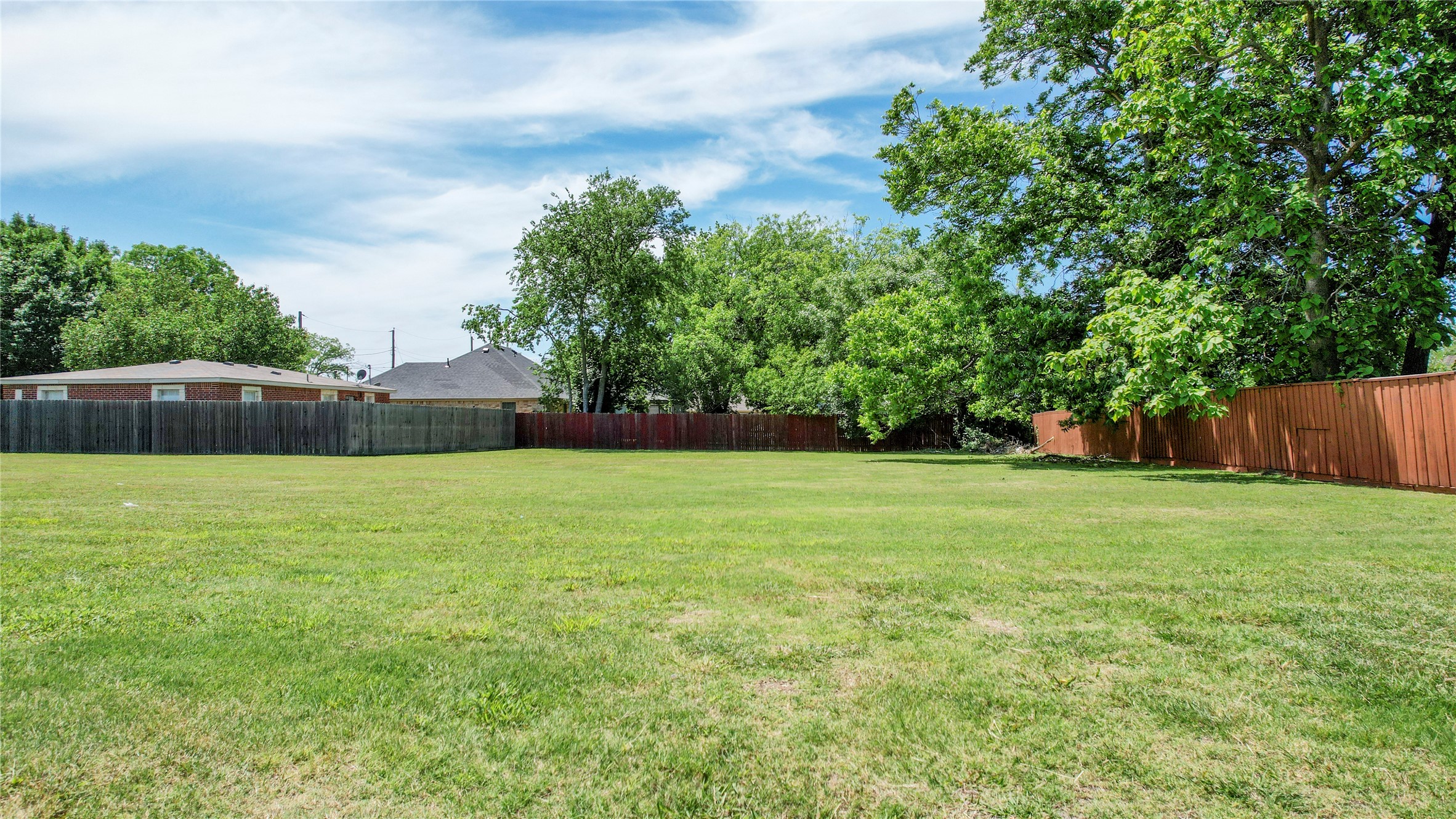 312 E Beech Street Celina TX 75009