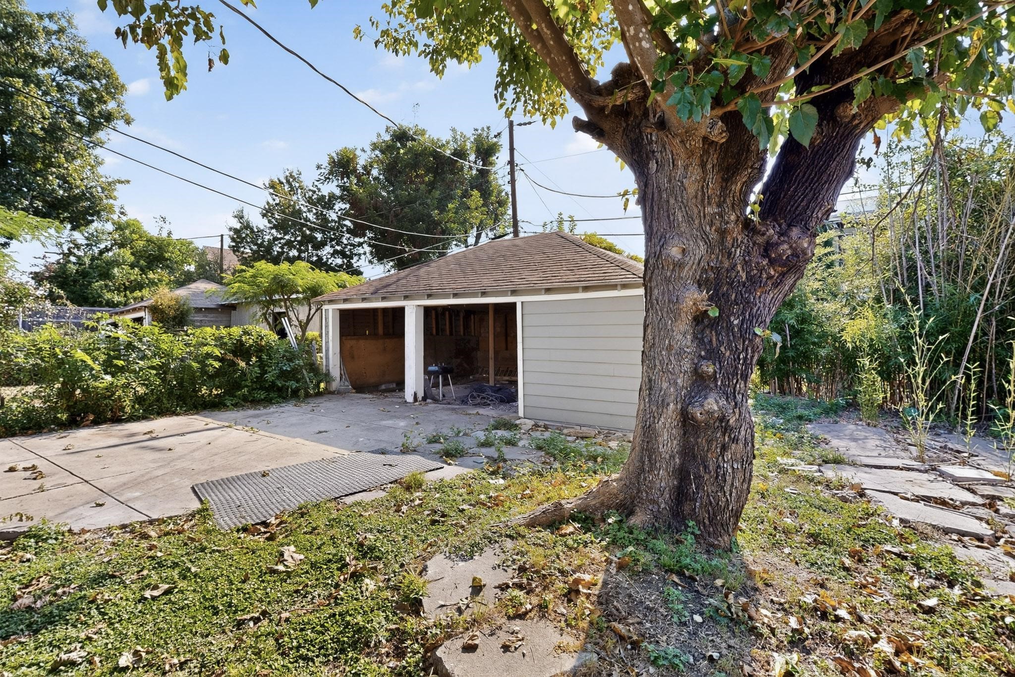 5020-5022 Pershing Street Dallas TX 75206