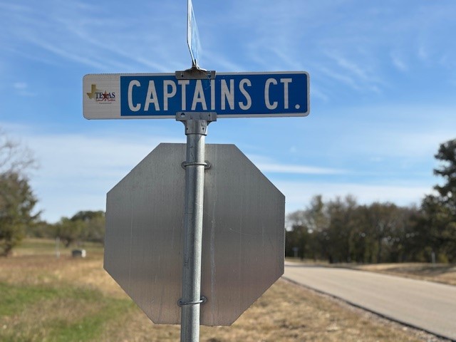 9 Captains Court Streetman TX 75859
