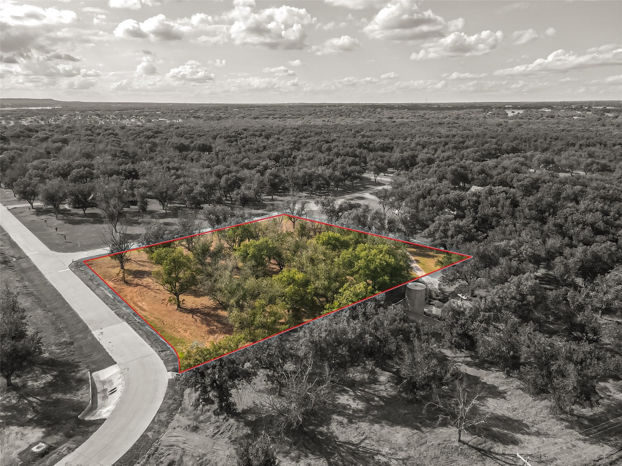 900 E Landings Drive Granbury TX 76049