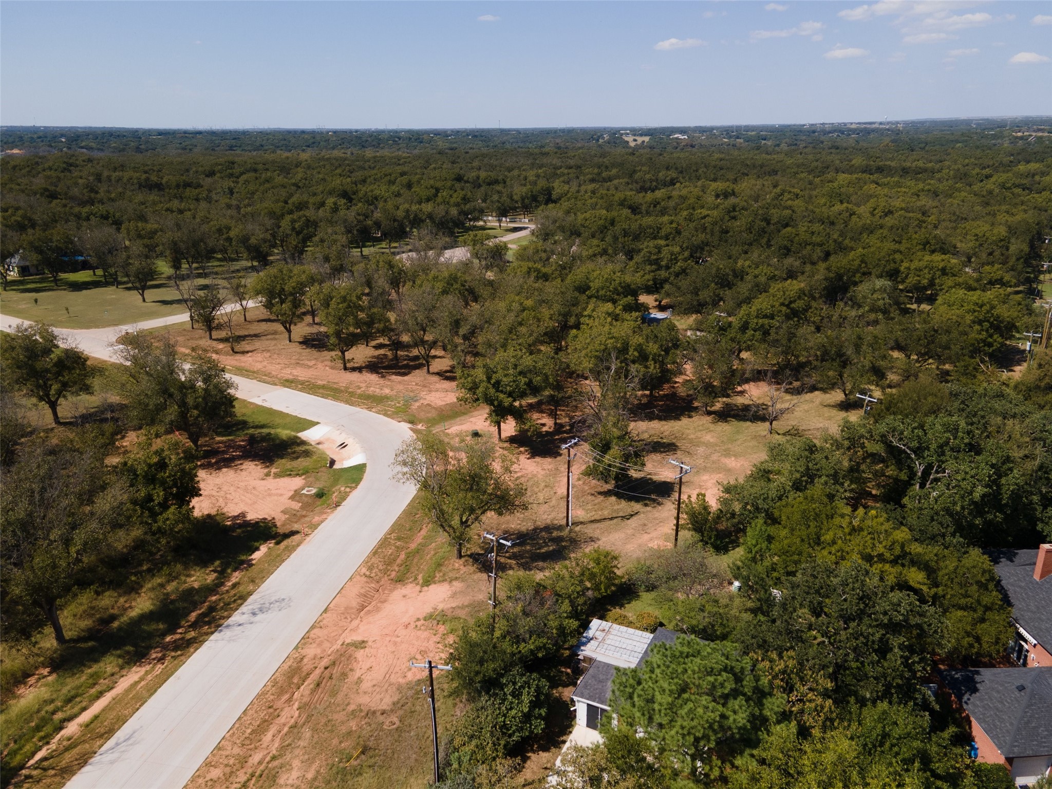 900 E Landings Drive Granbury TX 76049