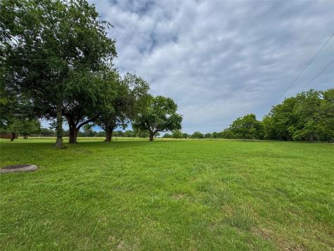 2904 W Washington Street Sherman TX 75092